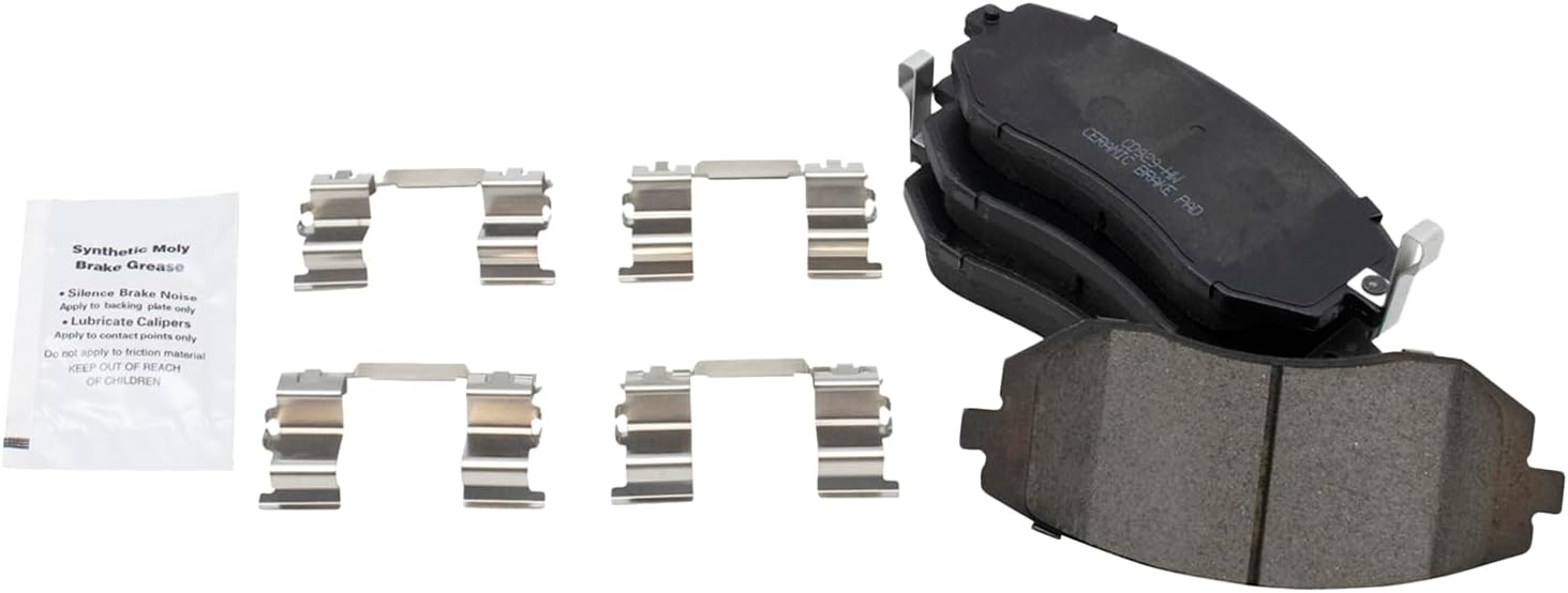 TRQ Front and Rear Brake Pad and Rotor Set Ceramic Vented Solid Rotors Compatible with 2005-2006 Saab 9-2X 2004-2007 Subaru Impreza