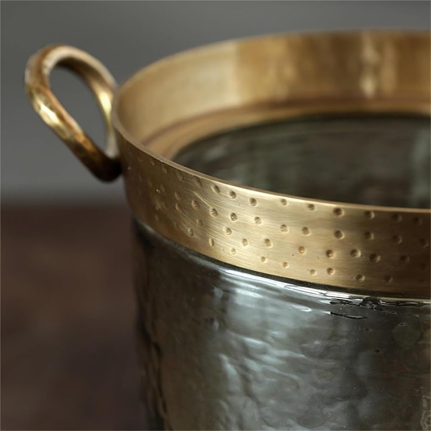 Ice Buckets for Parties, Decoration Retro Style Handmade Metal Insulated Ice Bucket Great