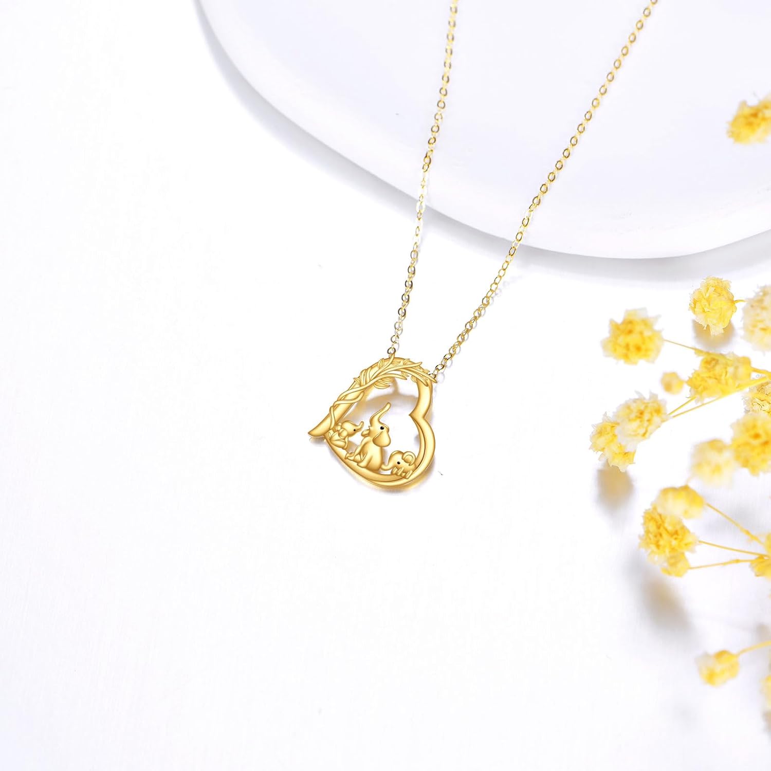 KECHO Christmas Gifts 14k Solid Gold Animals Necklace for Women Giraffe Bee Elephant Ladybug Koala Axolotl Horse Unicorn Cat Necklaces Pendant Jewelry Mothers Day Birthday for Mom Wife Friends