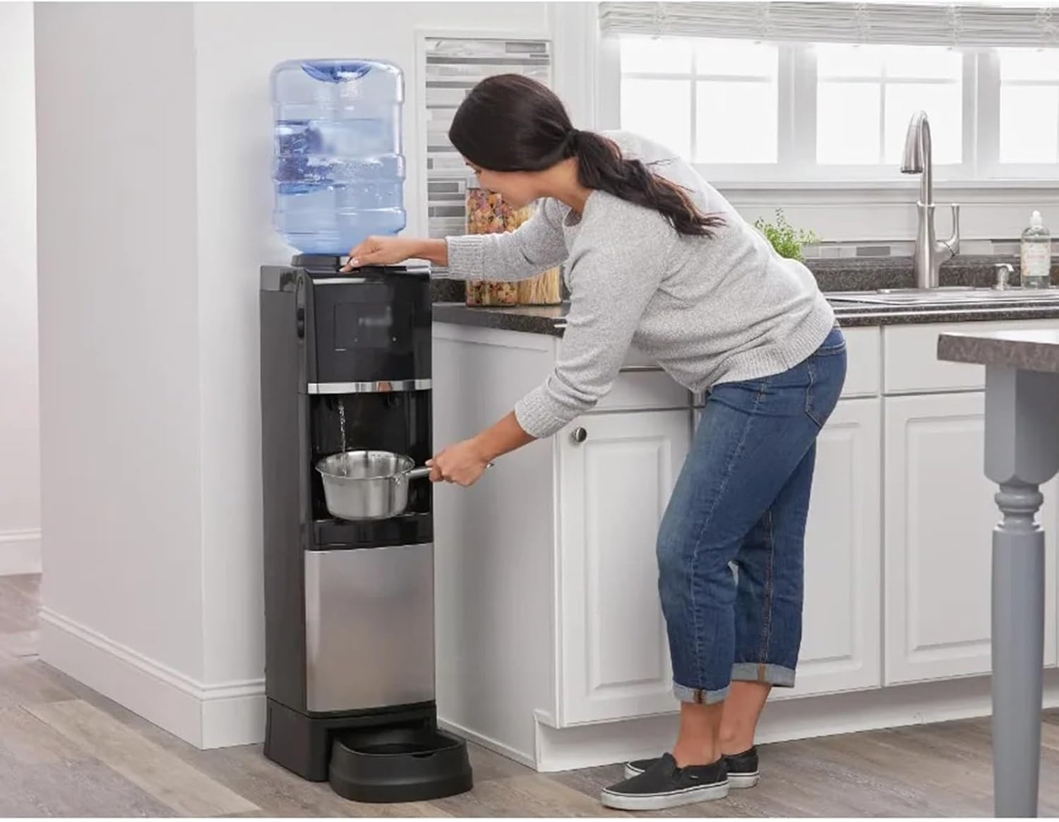 Water Dispenser Water Dispenser Top Loading Hot/Cold Temperature Black and Stainless Steel Water Cooler