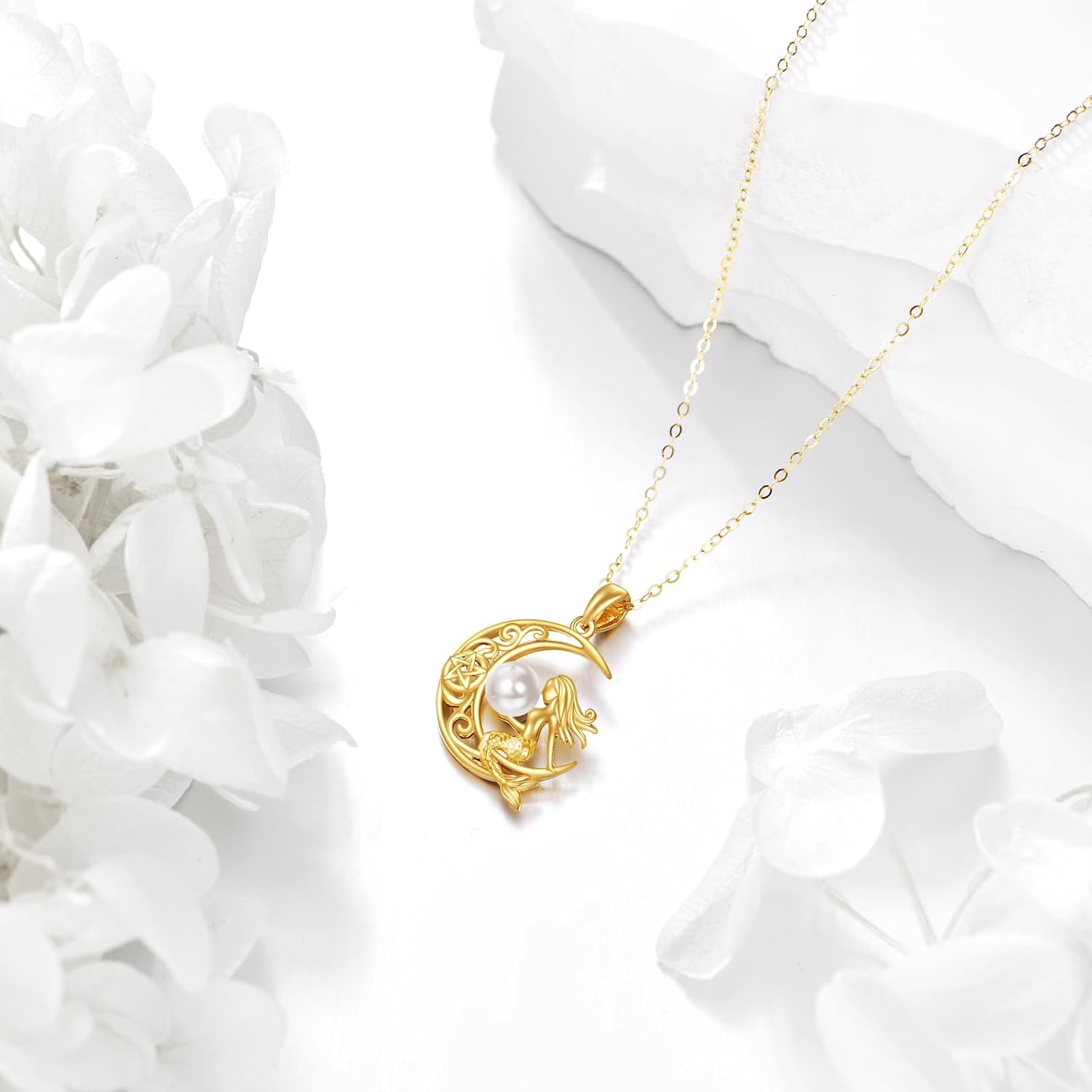 KECHO Christmas Gifts 14k Solid Gold Animals Necklace for Women Giraffe Bee Elephant Ladybug Koala Axolotl Horse Unicorn Cat Necklaces Pendant Jewelry Mothers Day Birthday for Mom Wife Friends
