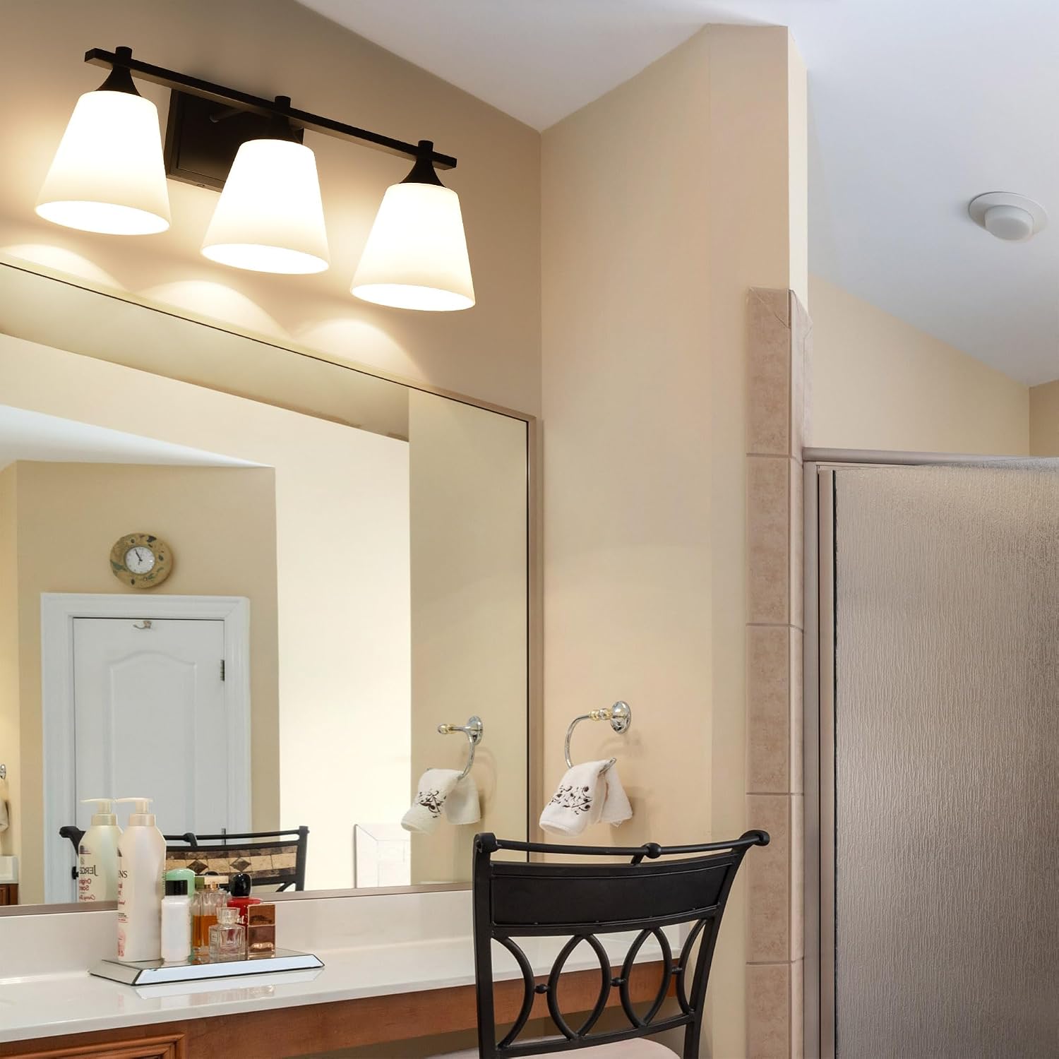 Black Bathroom Vanity Light Fixtures, 3 Lights Traditional Vanity Lighting Fixture with Opal Glass Shade, Porch Wall Mount Light Fixture for Bathroom, Mirror Cabinets Hallway Stairs, Matte Black