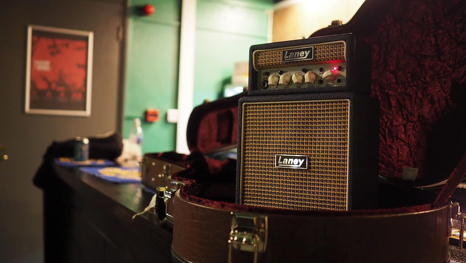 Laney MINISTACK-LION Battery Powered Guitar Amp With Smartphone Interface