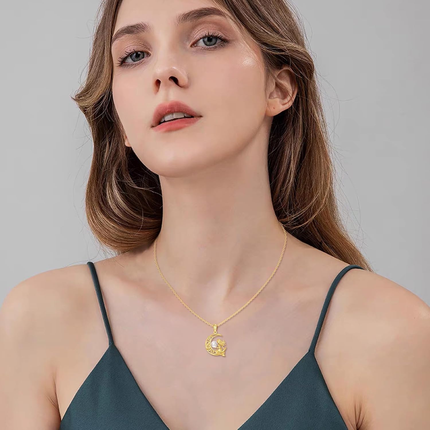 KECHO Christmas Gifts 14k Solid Gold Animals Necklace for Women Giraffe Bee Elephant Ladybug Koala Axolotl Horse Unicorn Cat Necklaces Pendant Jewelry Mothers Day Birthday for Mom Wife Friends