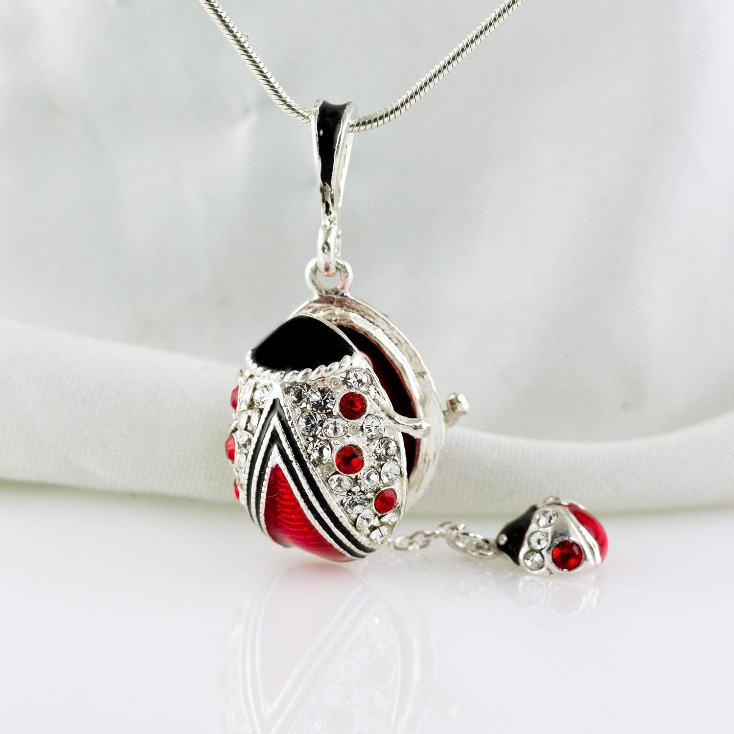 Locket Ladybug Ladybird Surprise Red Enamel 925 Sterling Silver Necklace Pendant for Women