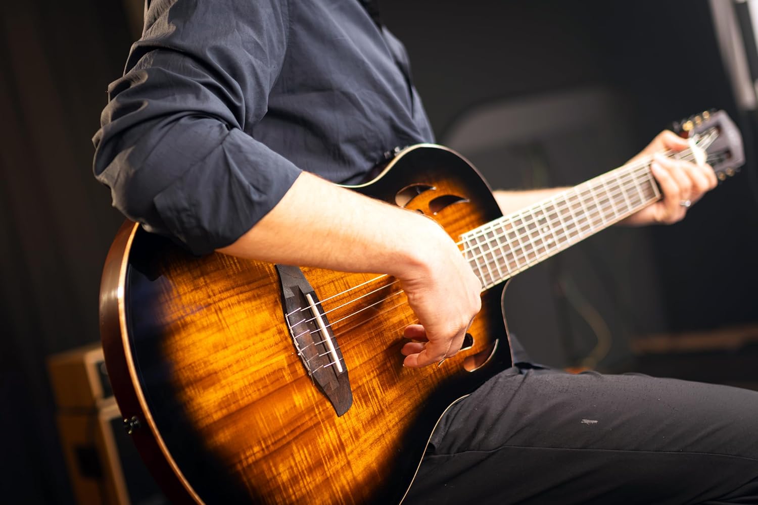 Ortega TourPlayer Deluxe Thinline Crossover Nylon-String Electric Guitar w/Pro gig bag, Acacia Gloss Burst (RTPDLX-ACA)