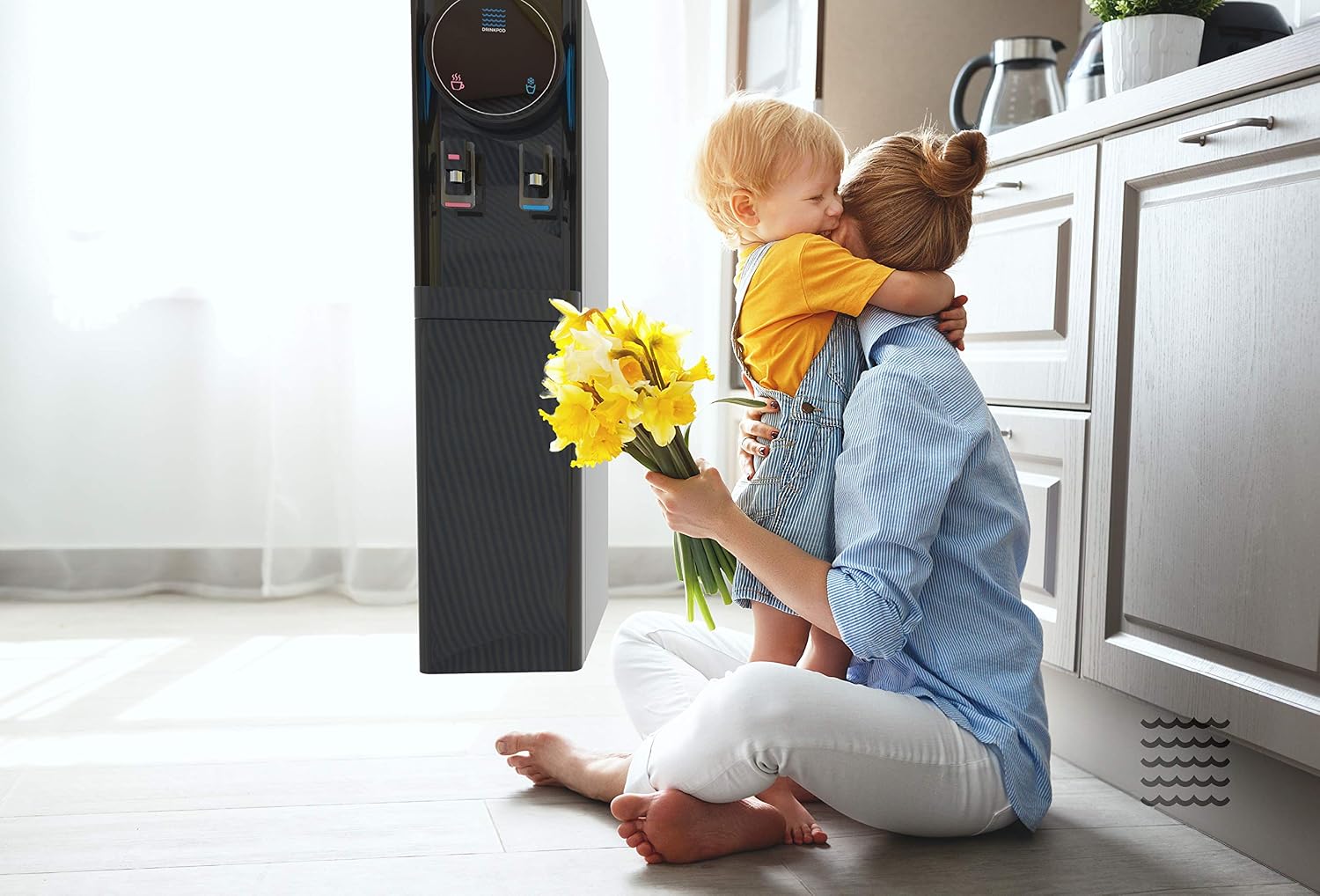 Bottleless Water Cooler Hot and Cold Water Dispenser for Offices & Homes (Black)