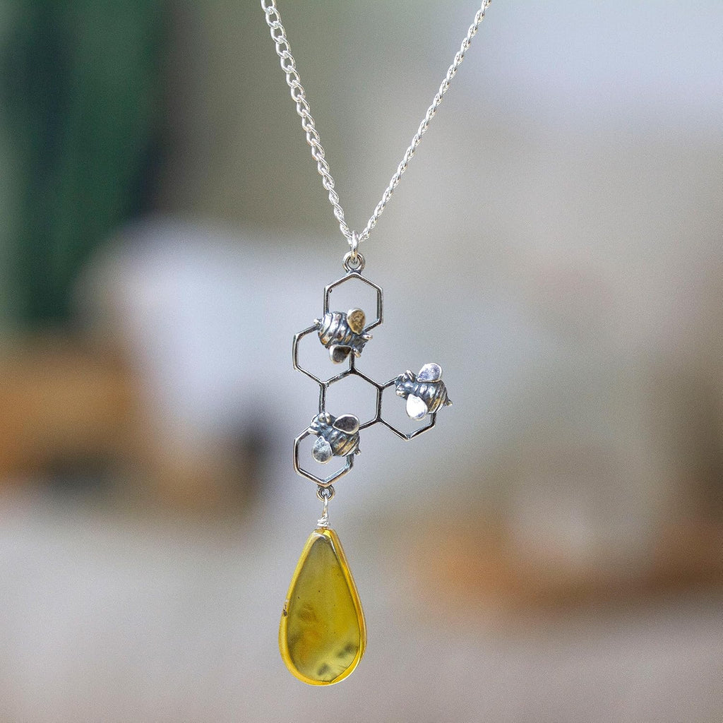 NOVICA Artisan Handmade Amber Pendant Necklace Sterling Silver Bees Honeycomb Yellow Mexico Oak Buff Animal Themed Bug [20.5 in L 1 mm W Pendant(s) 2 in L x 0.8 in W x 0.2 in D] ' Sweet Honey'