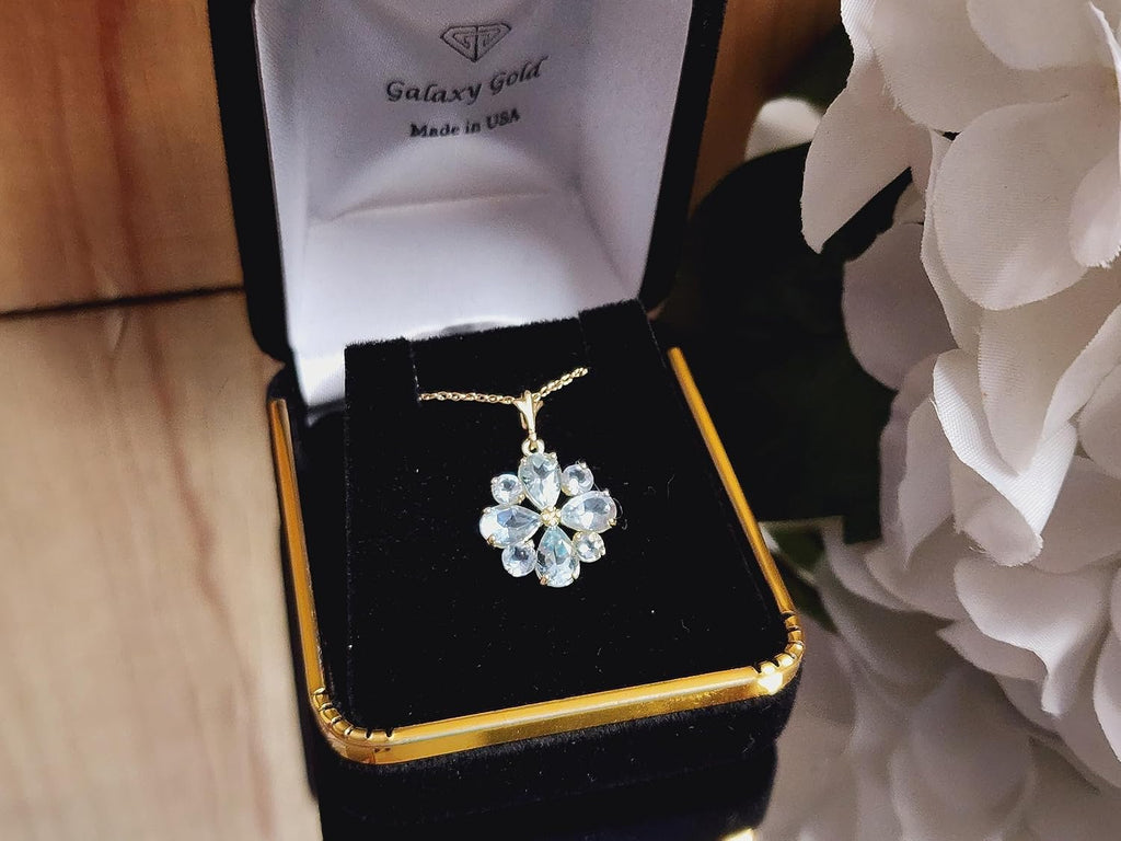 Galaxy Gold GG 14K Yellow Gold Natural Aquamarine Pendant Necklace - March Birthstone - Courage & Clarity - 16' to 24' - Fine Jewelry for Women