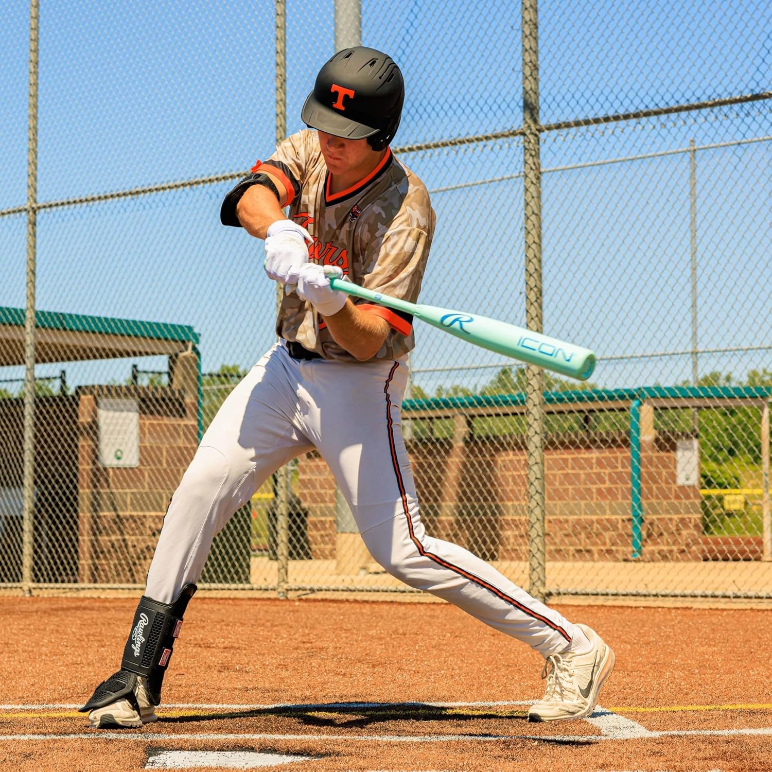 Rawlings | 2026 | ICON Baseball Bat | BBCOR | -3 Drop | 2 5/8' Barrel | 2 Pc. Composite