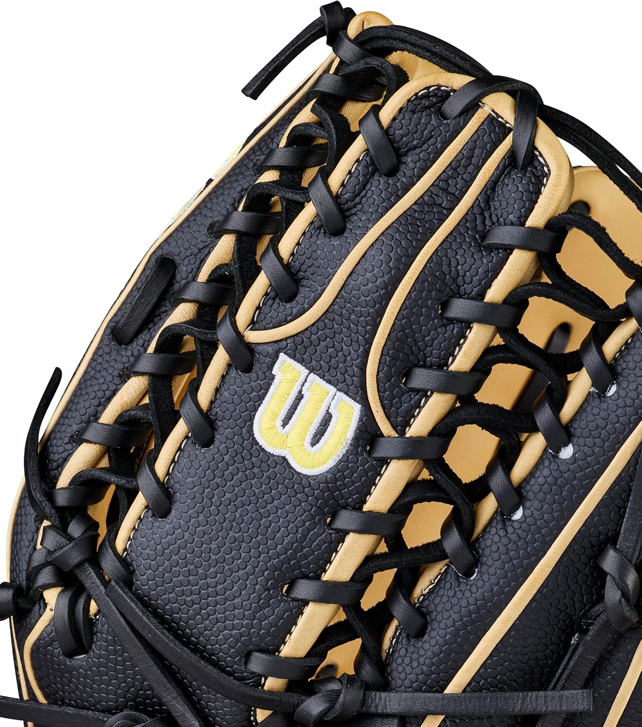 Wilson | 2026 | A2000 Classic | Baseball Gloves + Mitts | Sizes 11.5' - 12.75' | Right + Left Hand Throw | Multiple Styles