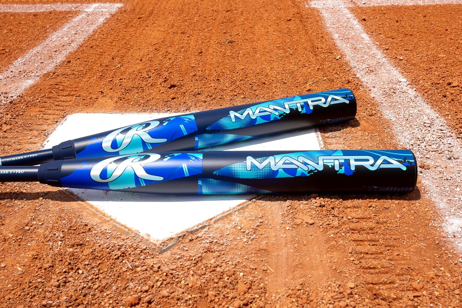 Rawlings | 2026 | Mantra Fastpitch Softball Bat | -9 / -10 / -11 Drop | 2 Pc. Composite | Approved for All Associations